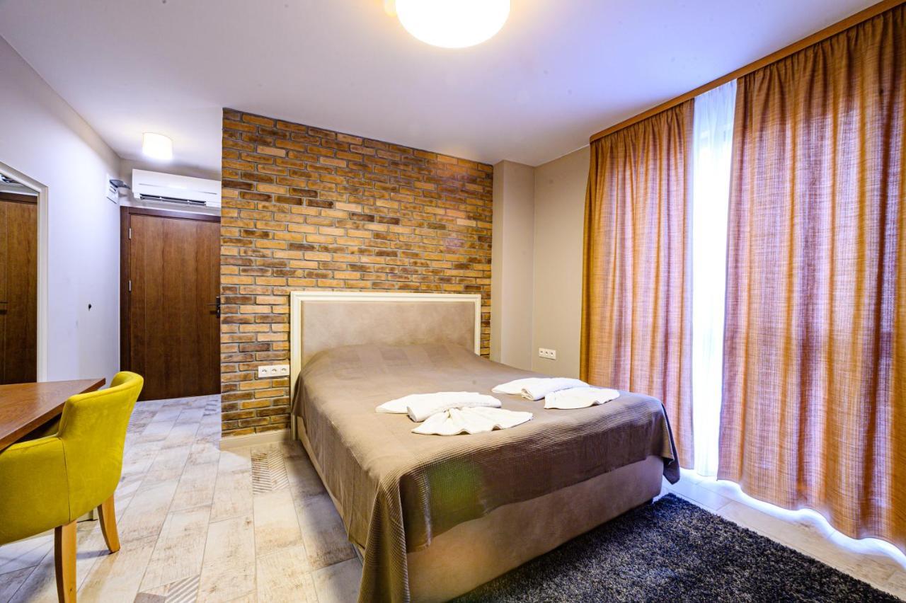 Antique Boutique Hotel Павел-Баня Экстерьер фото