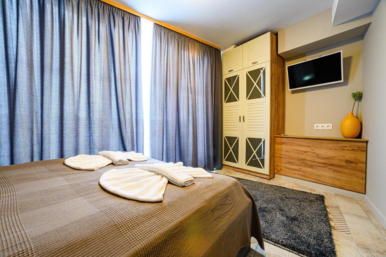 Antique Boutique Hotel Павел-Баня Экстерьер фото