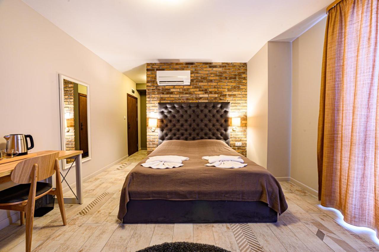 Antique Boutique Hotel Павел-Баня Экстерьер фото